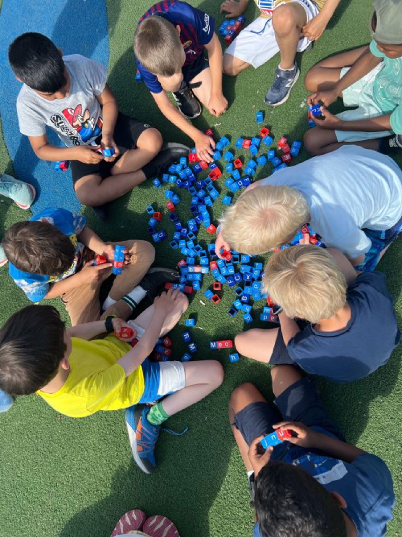 elever ute elever ute