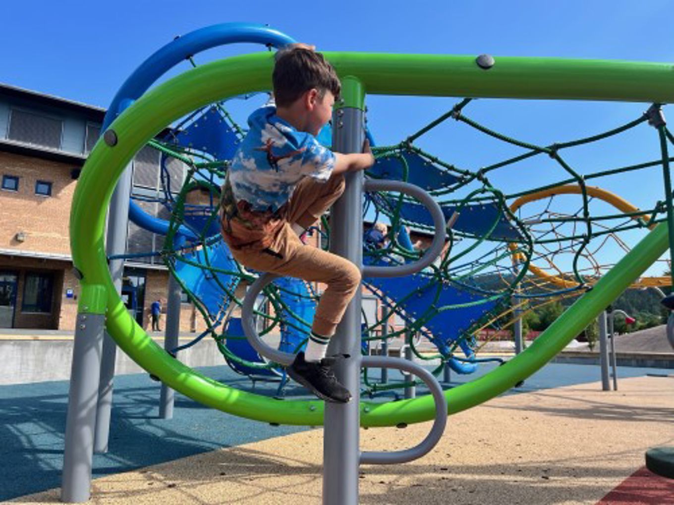 elever ute elever ute