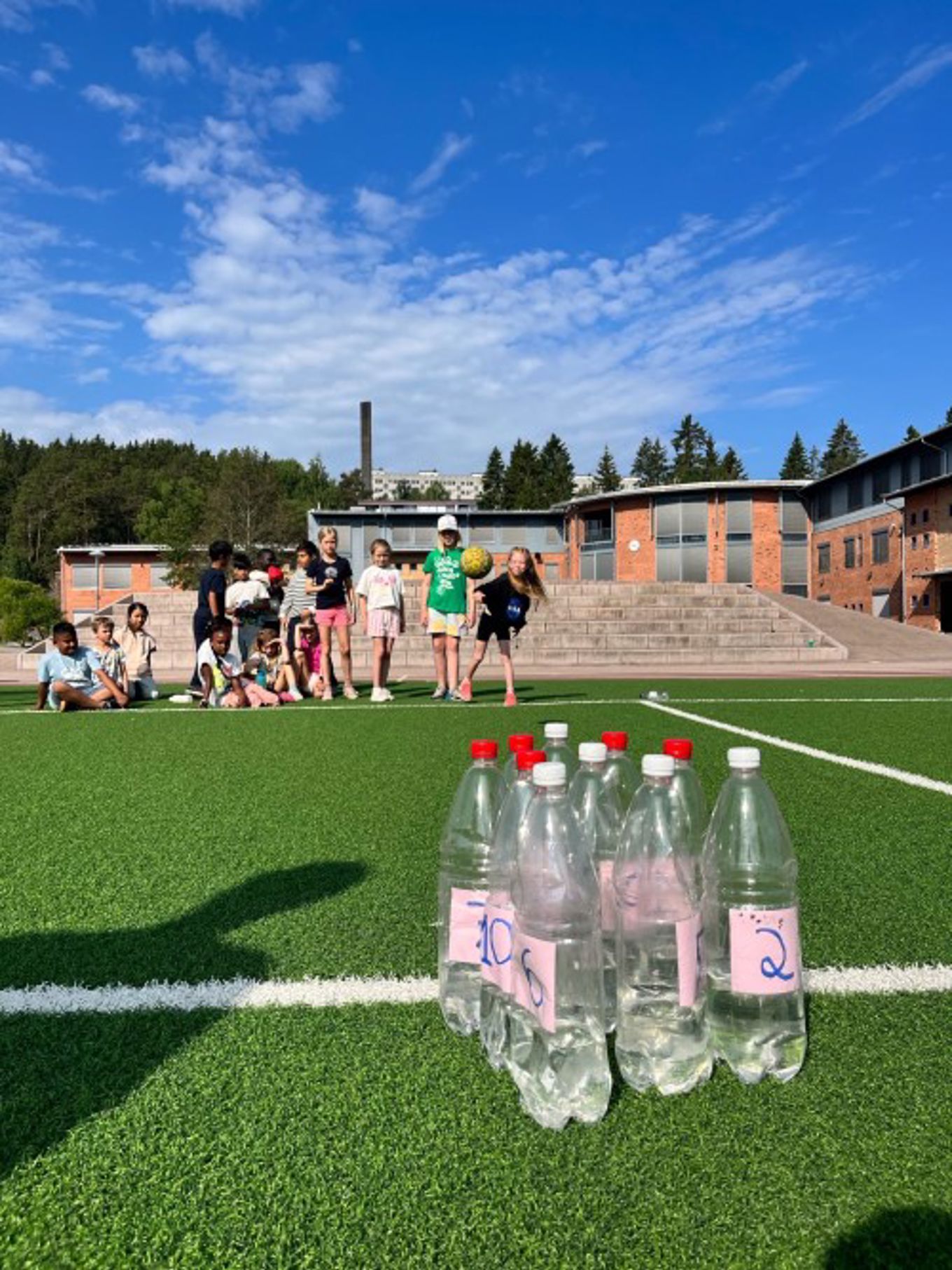 elever ute elever ute