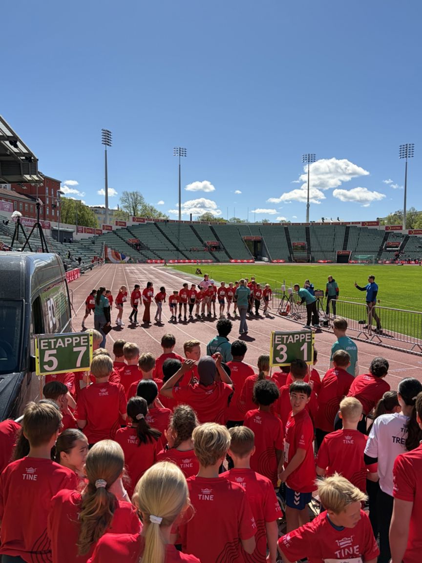 En gruppe mennesker på en båt
